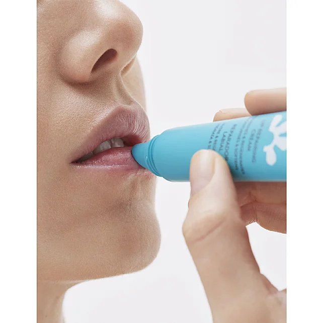 Babe Essentials Lip Repairing Cream - Onarıcı Etkili Dudak Kremi 15ml - 3