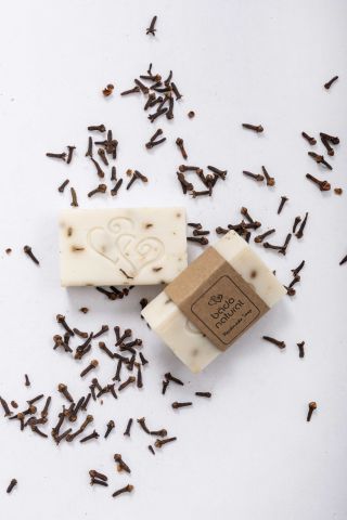 Bade Natural Besleyici Doğal Vücut Sabunu 100g Bade Natural Besleyici Doğal Vücut Sabunu 100g