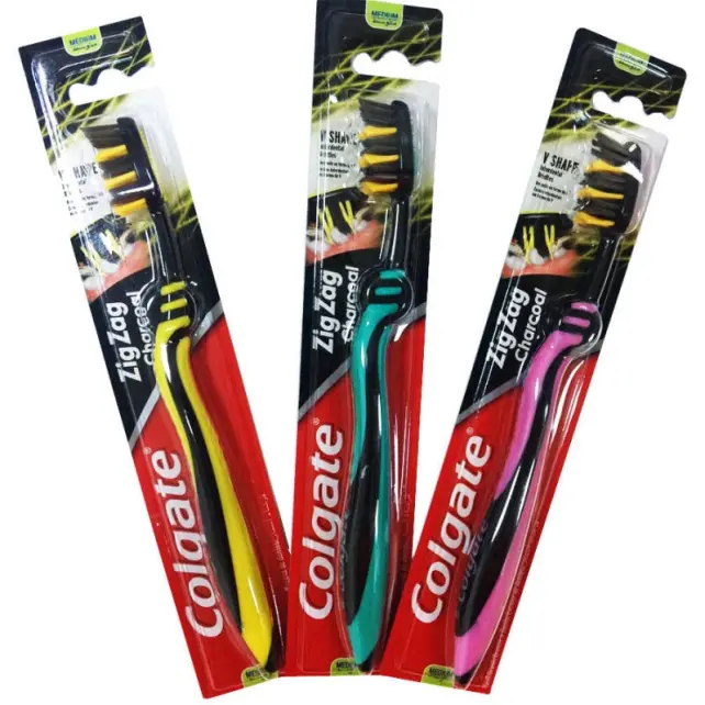 Colgate Zig Zag Chorcool Siyah Diş Fırçası Medium - 1