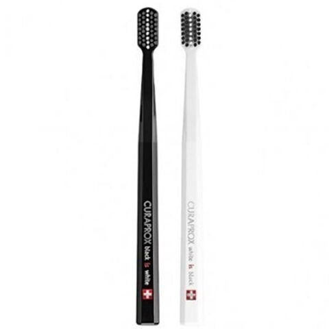 Curaprox Black & White Limited Edition Diş Fırçası 2'li Curaprox Black & White Limited Edition Diş Fırçası 2'li