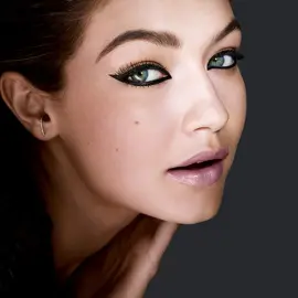 Maybelline Colossal Kajal Liner Extra Black - Yoğun Siyah Göz Kalemi - 3