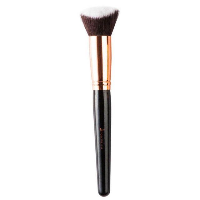 Nascita 3D Kabuki Fondöten Fırçası No:0150 Nascita 3D Kabuki Fondöten Fırçası No:0150