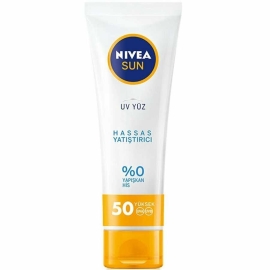 Nivea Sun Hassas Yatıştırıcı 50+ Yüz Kremi 50ml - Nivea