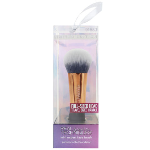 Real Techniques Mini Expert Face Brush - Mini Yüz Makyaj Fırçası Real Techniques Mini Expert Face Brush - Mini Yüz Makyaj Fırçası